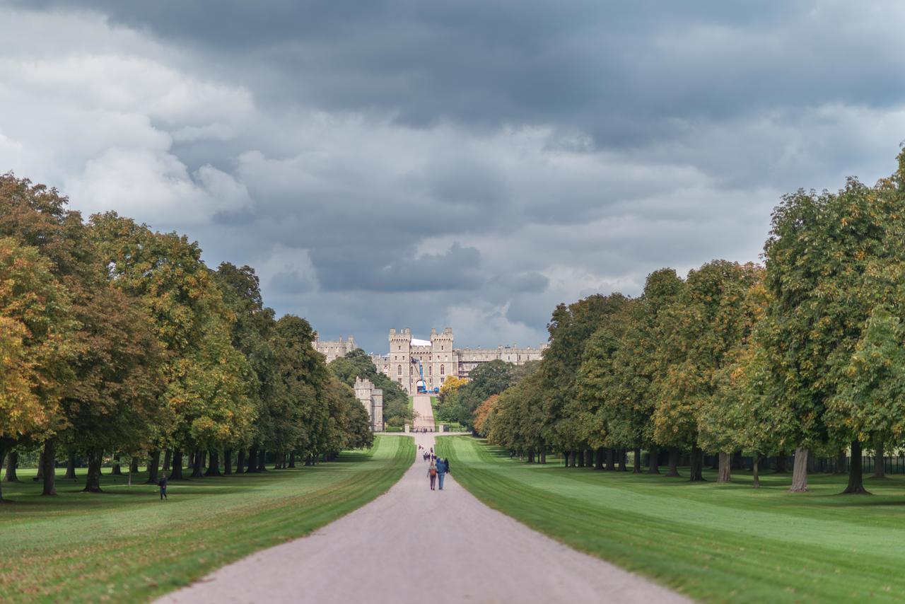 Central Windsor Apartment Facing The Castle Εξωτερικό φωτογραφία