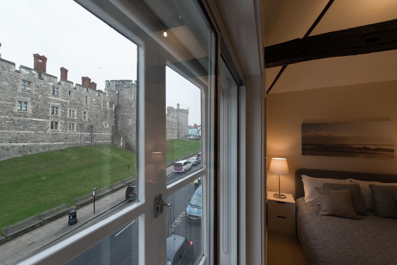 Central Windsor Apartment Facing The Castle Εξωτερικό φωτογραφία